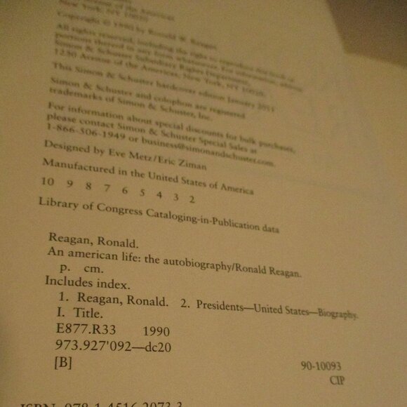 Ronald Reagan American Life Medium Black White Autobiography Reading Book - Picture 4 of 6